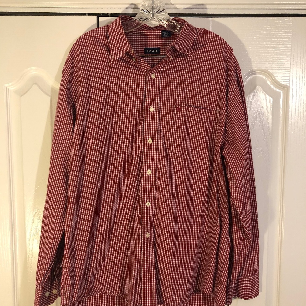 IZOD - XL Red plaid casual button up